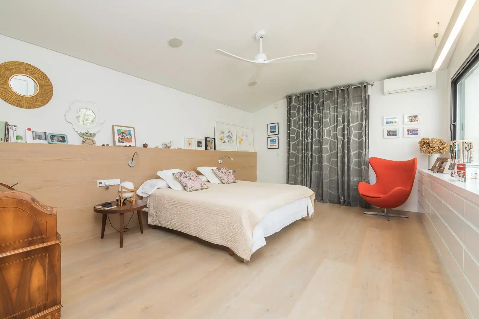 Schlafzimmer von Haus oder Chalet zum Verkauf in Elche / Elx mit Klimaanlage, Heizung und Privatgarten