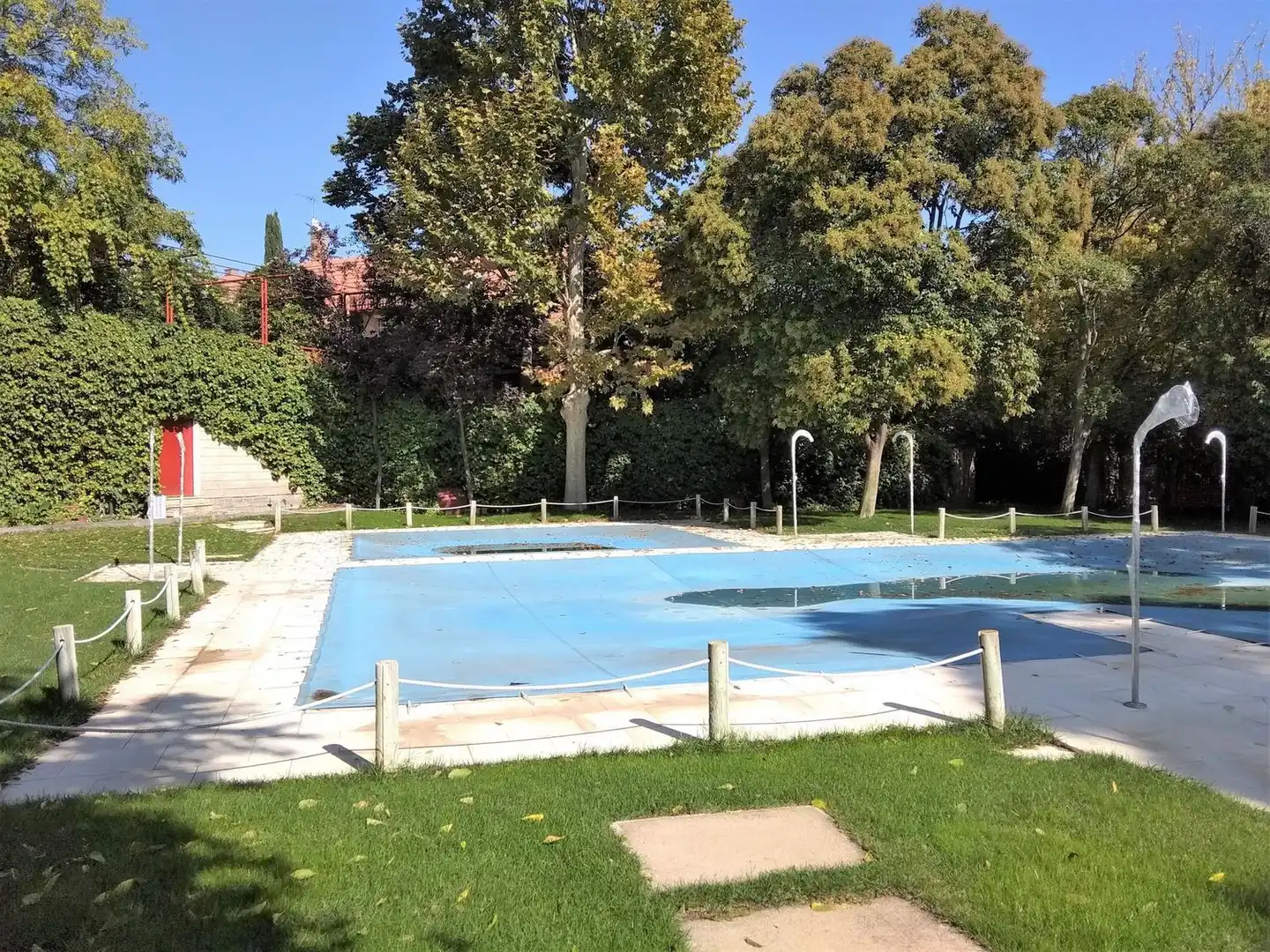 Piscina de Casa o chalet en venta en Madrid con Jardín privado, Terraza y Trastero