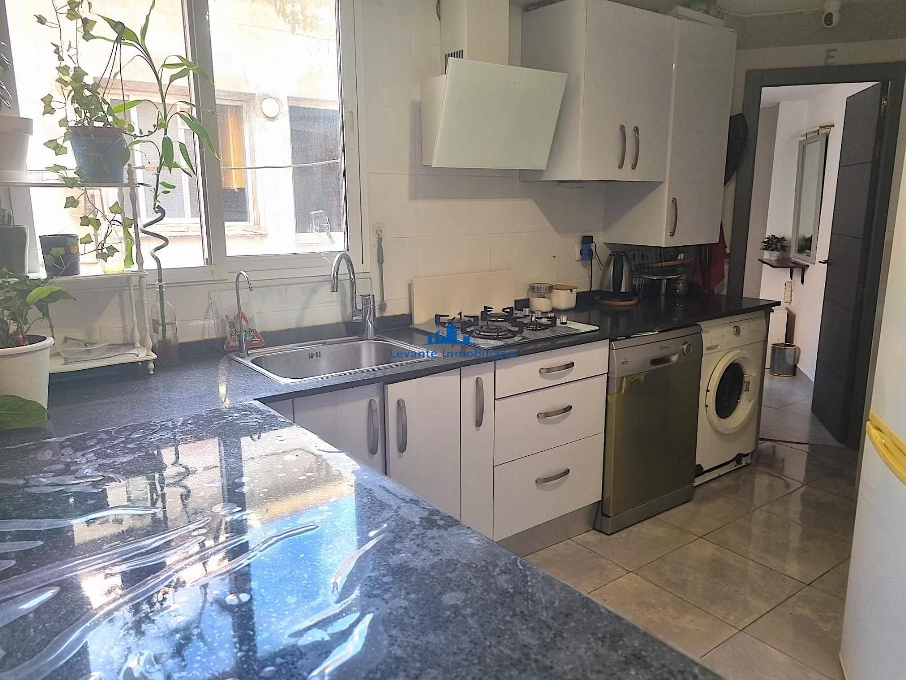 Cuina de Pis en venda en  Valencia Capital amb Balcó