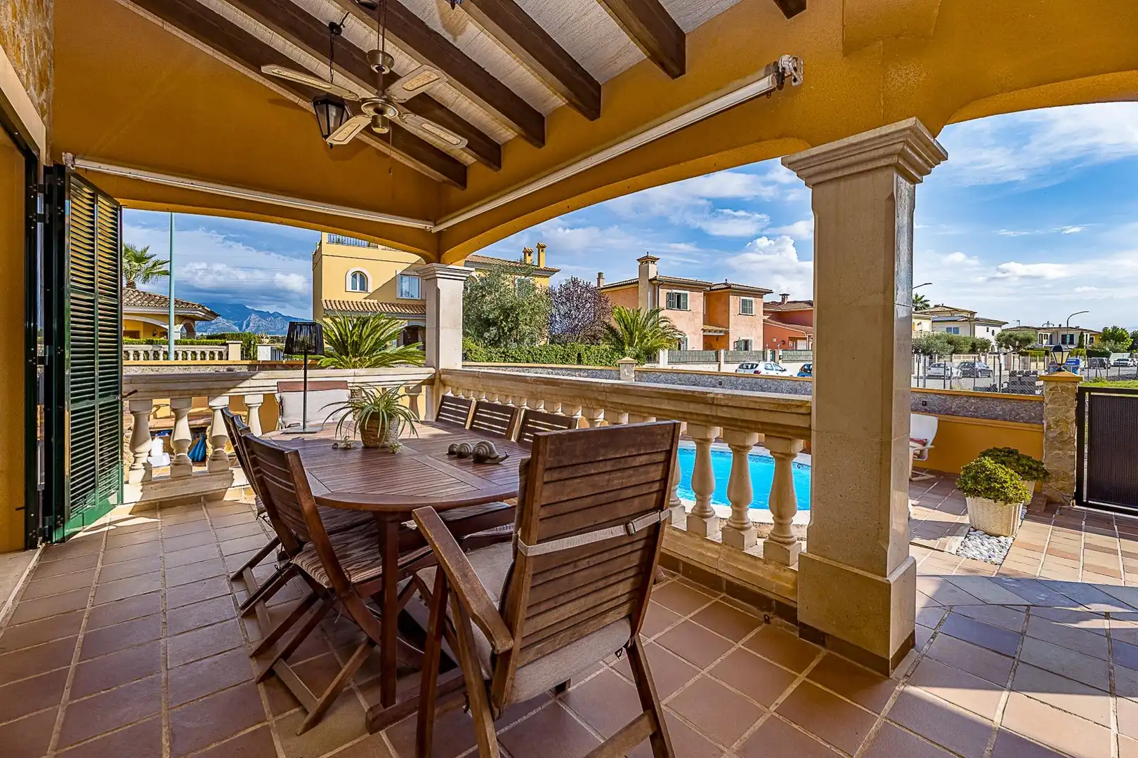 Villa con piscina in vendita a Sa Cabaneta