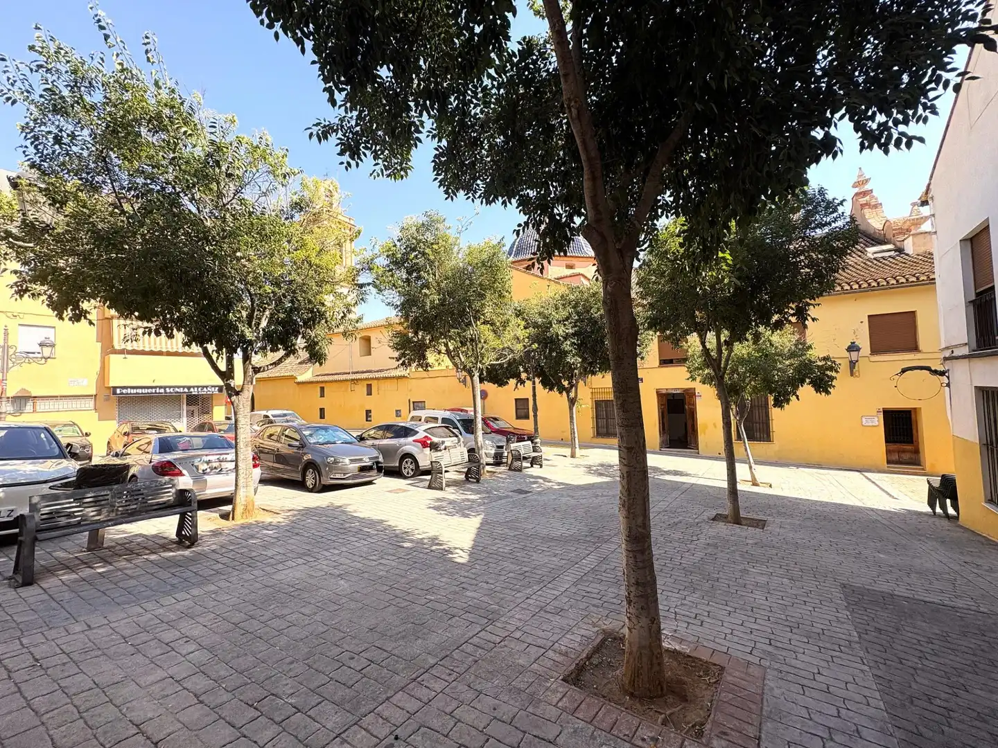 Außenansicht von Wohnung zum Verkauf in Godella mit Klimaanlage und Balkon