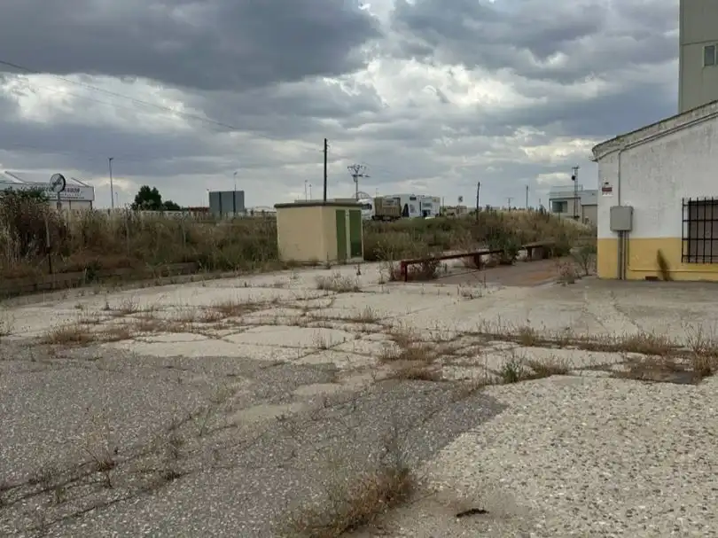 Terreny industrial en venda en  Toledo Capital