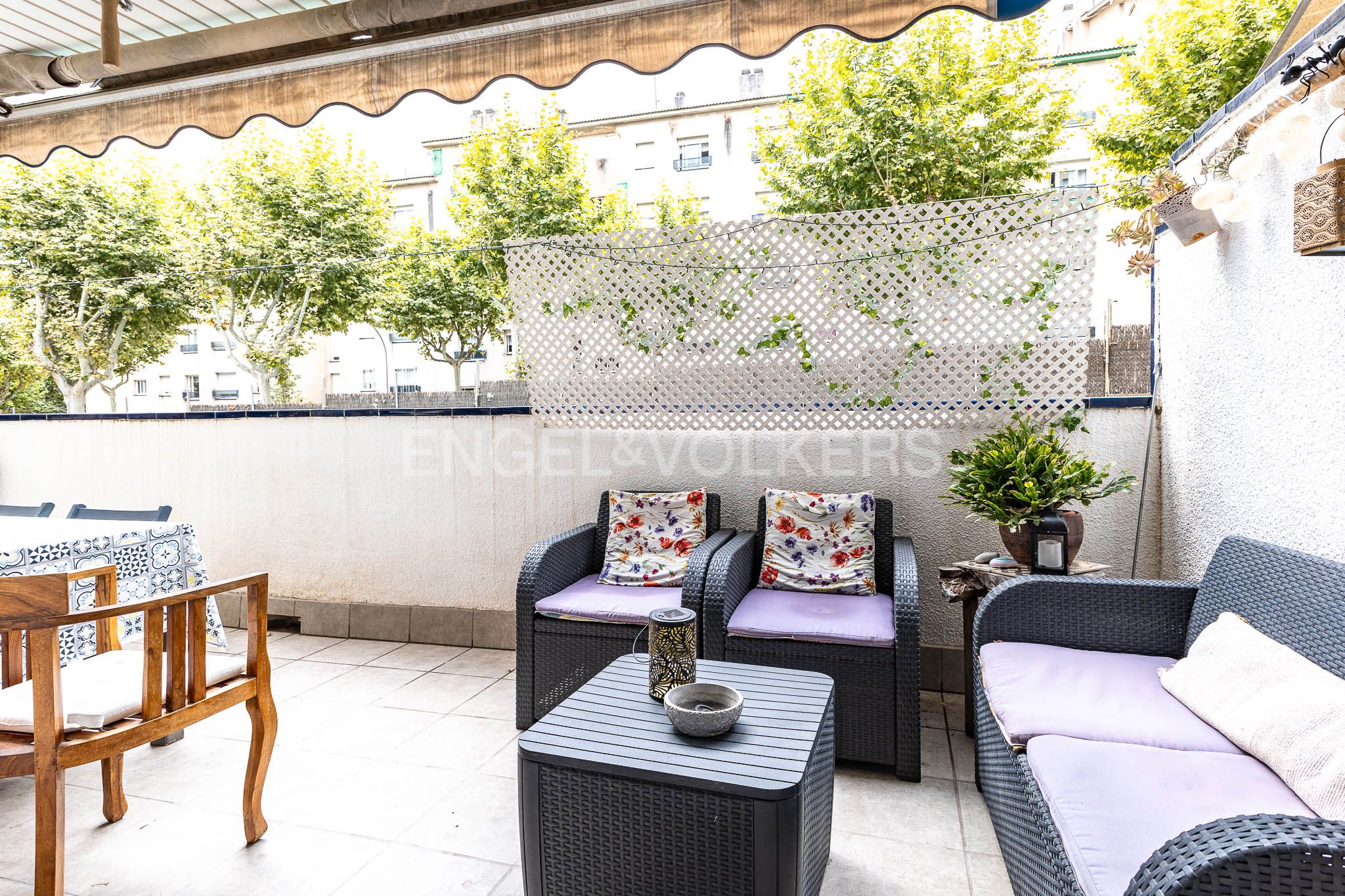 Terraza de Apartamento en venta en El Masnou con Aire acondicionado, Calefacción y Piscina