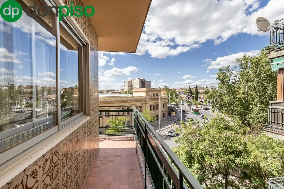 Terrasse von Wohnung zum Verkauf in Granada mit Klimaanlage, Heizung und Terrasse