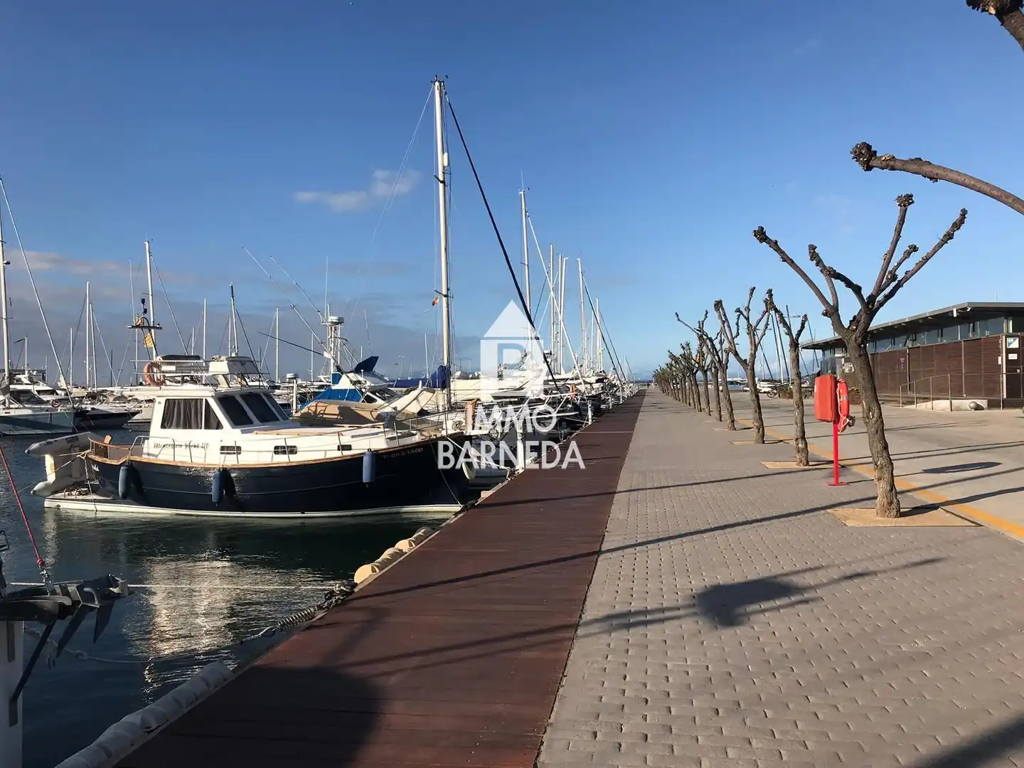 Parking de Piso en venta en Roses con Terraza y Amueblado
