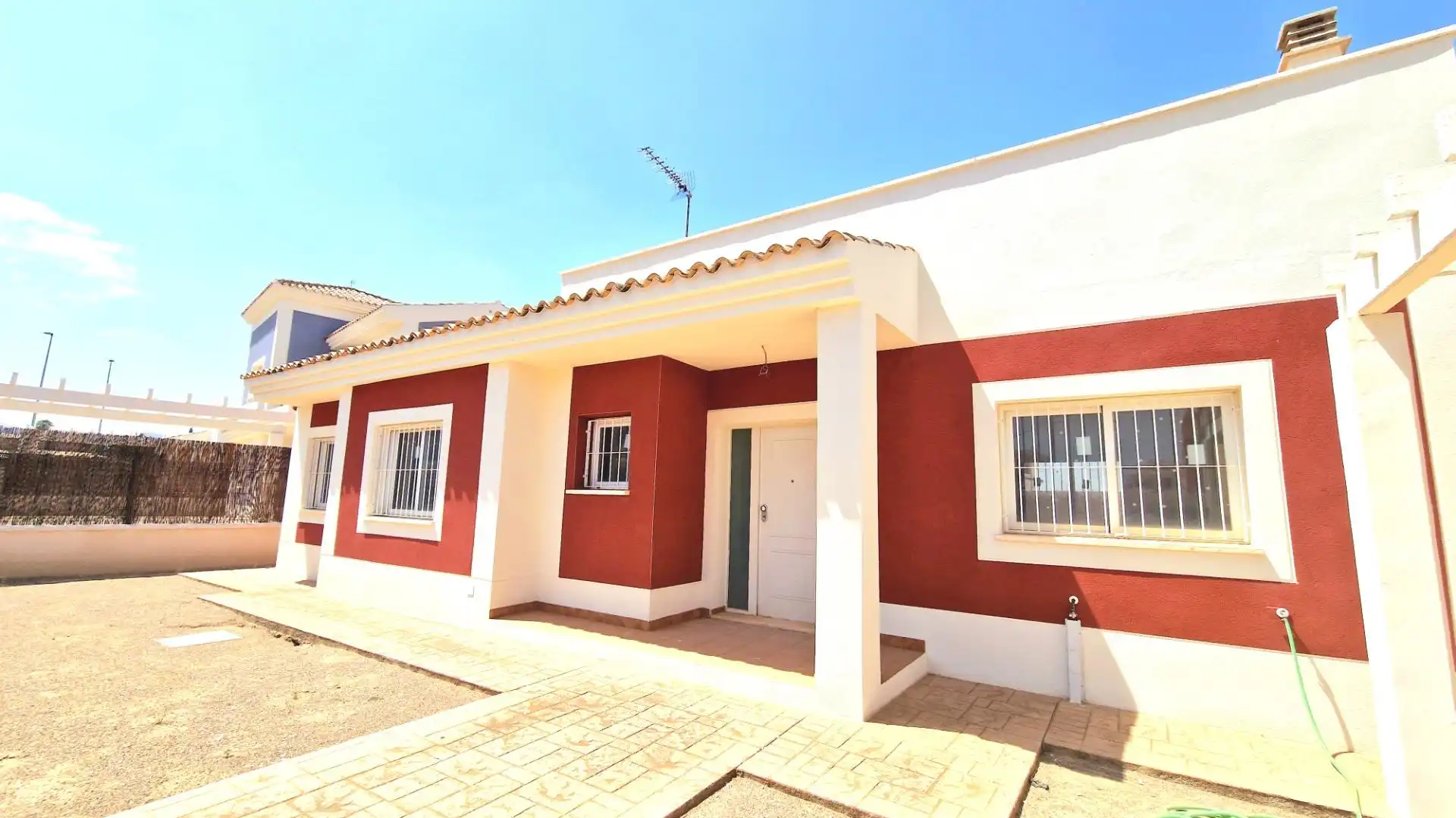 Außenansicht von Haus oder Chalet zum Verkauf in Lorca mit Privatgarten
