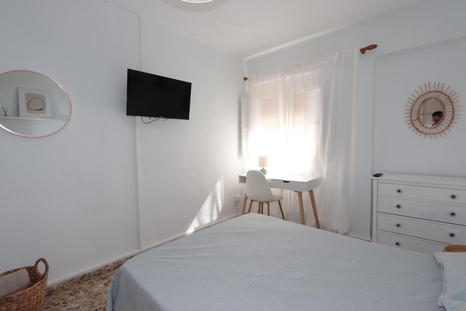 Flat to share in Calle Lepanto, Barrio de Peral - San Félix