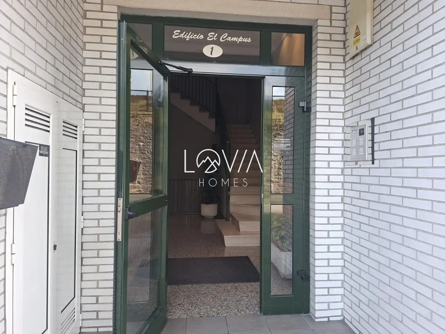 Piso con ascensor en venta en Bazuelo 1, imagen 3