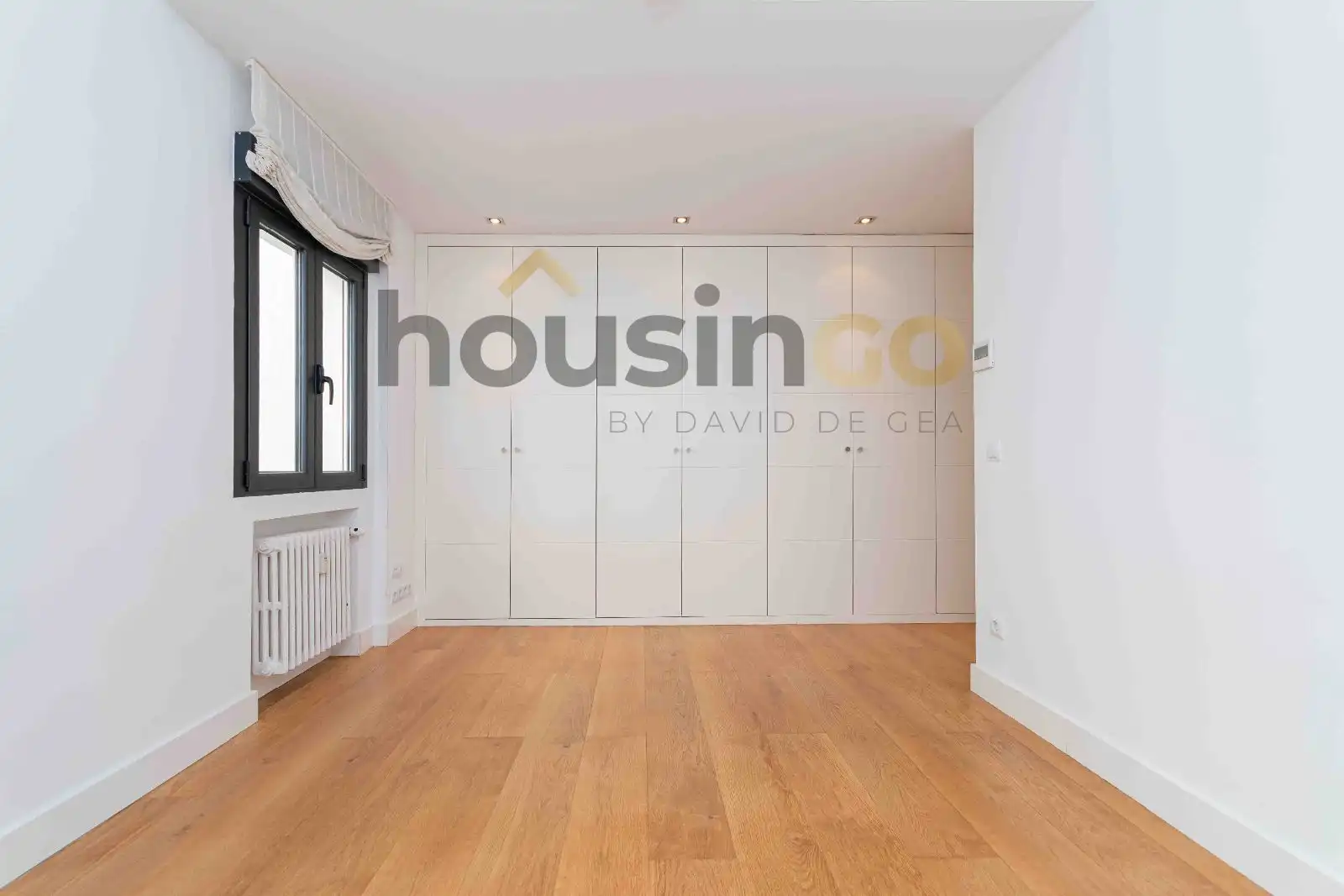 Bedroom of Flat for rent in Madrid  with Air Conditioner, Heating and Terrace