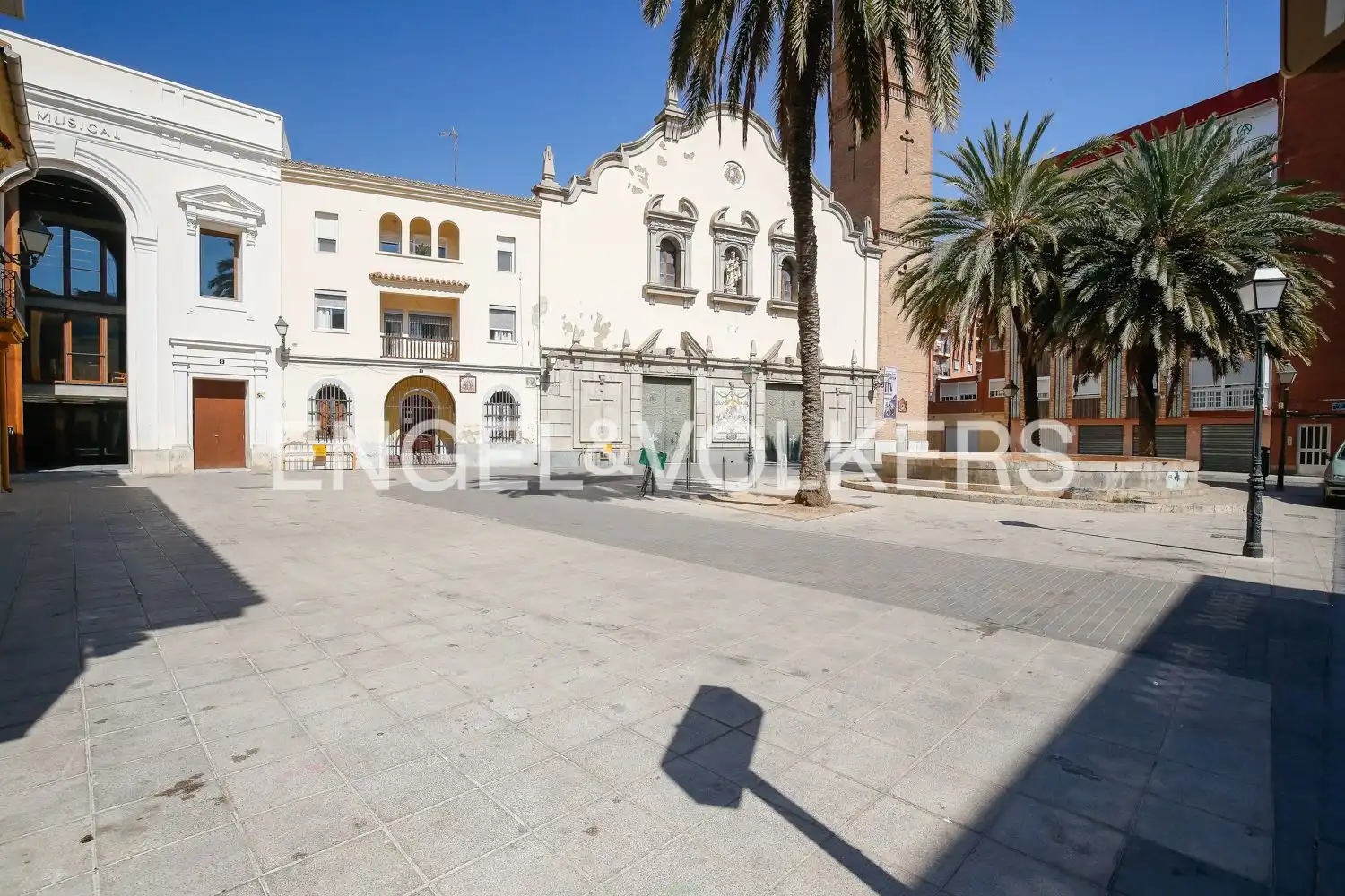 Außenansicht von Wohnung zur Miete in Valencia mit Klimaanlage, Heizung und Möbliert