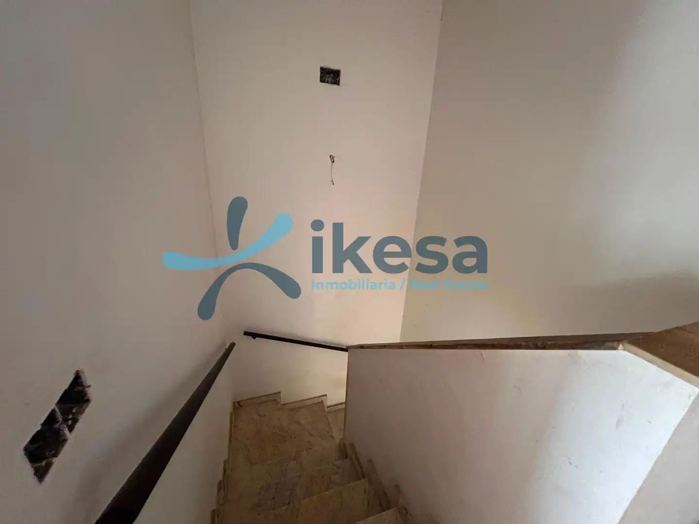 Einfamilien-Reihenhaus zum Verkauf in Higuera de la Sierra mit Gemeinschaftspool