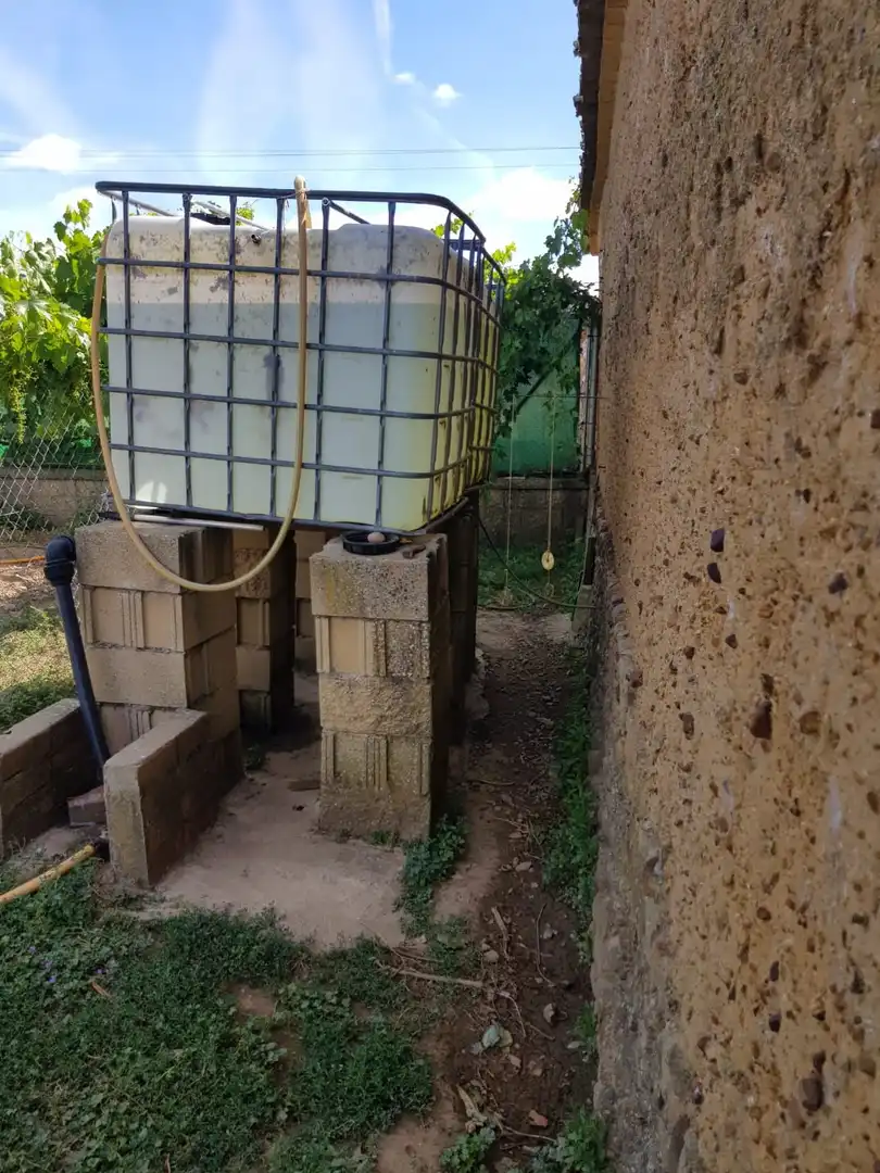 Vista exterior de Casa o xalet en venda en Aldehuela de Yeltes amb Calefacció, Moblat i Forn