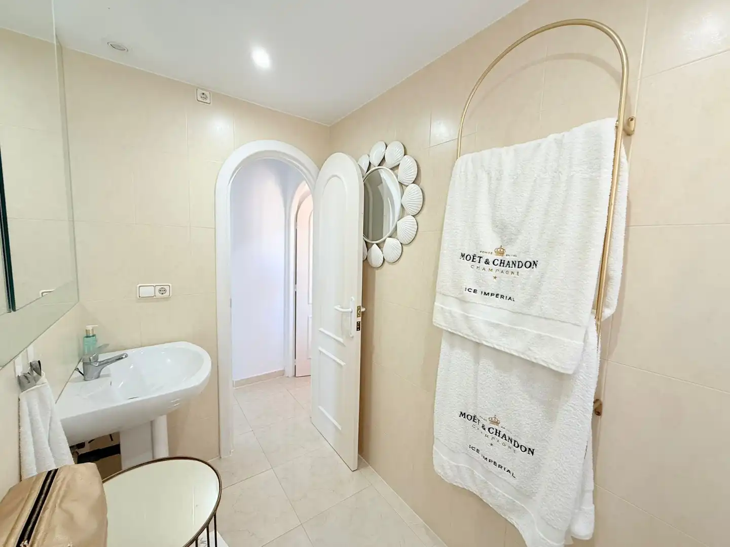 Bathroom of Apartments for sale in La Manga del Mar Menor  with Air Conditioner, Terrace and Furnished
