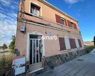 Exterior view of House or chalet for sale in León Capital 