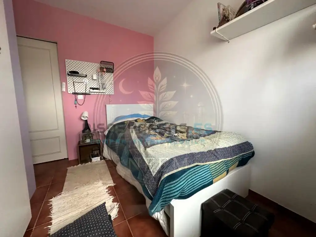 Schlafzimmer von Country house zum Verkauf in Casinos