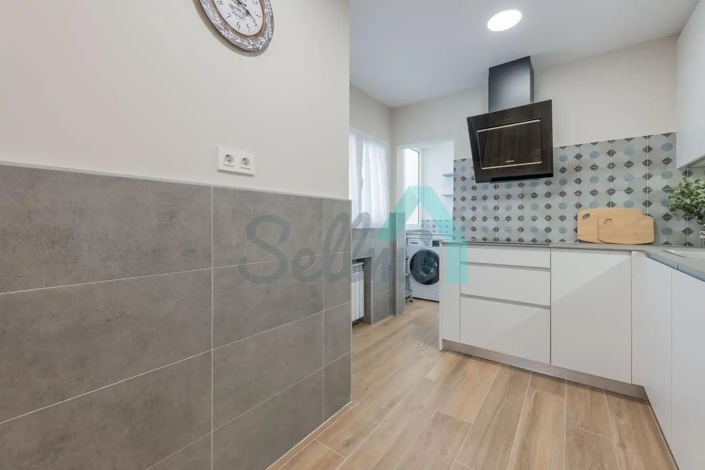 Kitchen of Flat for sale in Oviedo   with Heating and Furnished