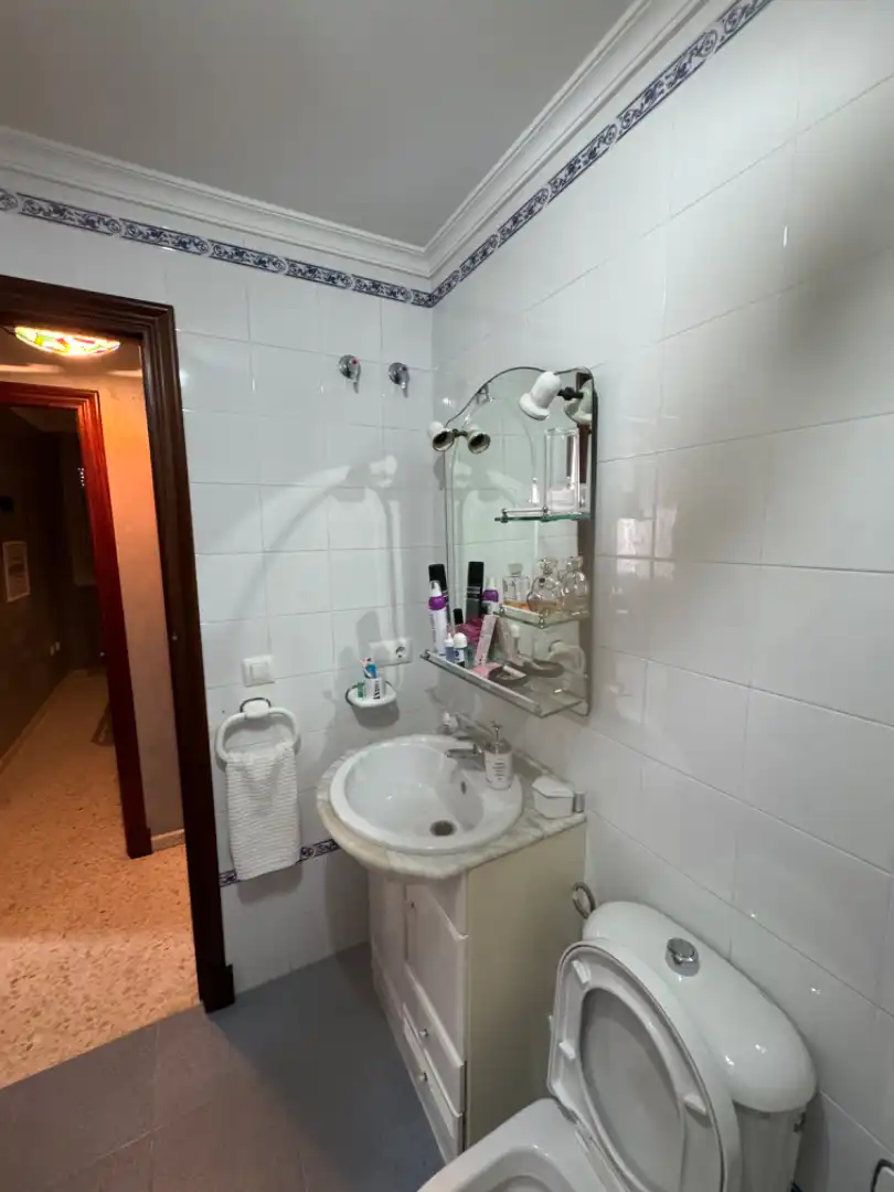 Bathroom of Flat for sale in Sanlúcar de Barrameda  with Air Conditioner, Heating and Terrace