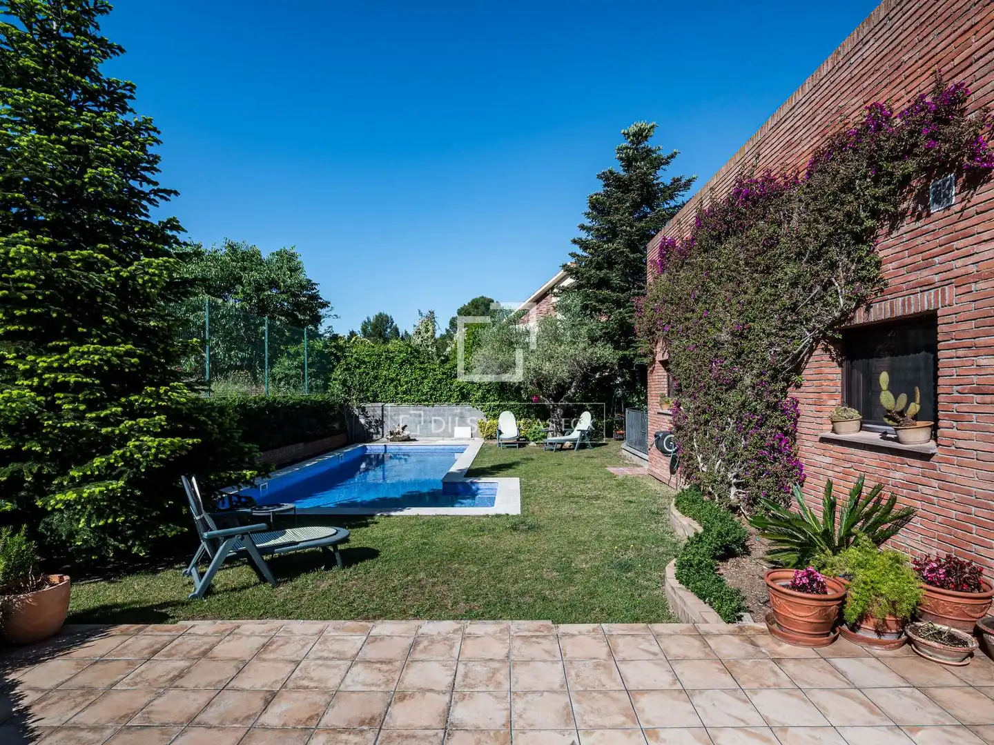 Jardí de Casa o xalet en venda en Sant Cugat del Vallès amb Aire condicionat, Calefacció i Traster