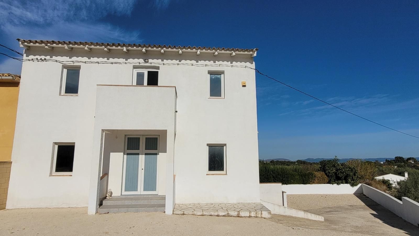 Vista exterior de Casa o xalet en venda en Albaida amb Terrassa i Traster