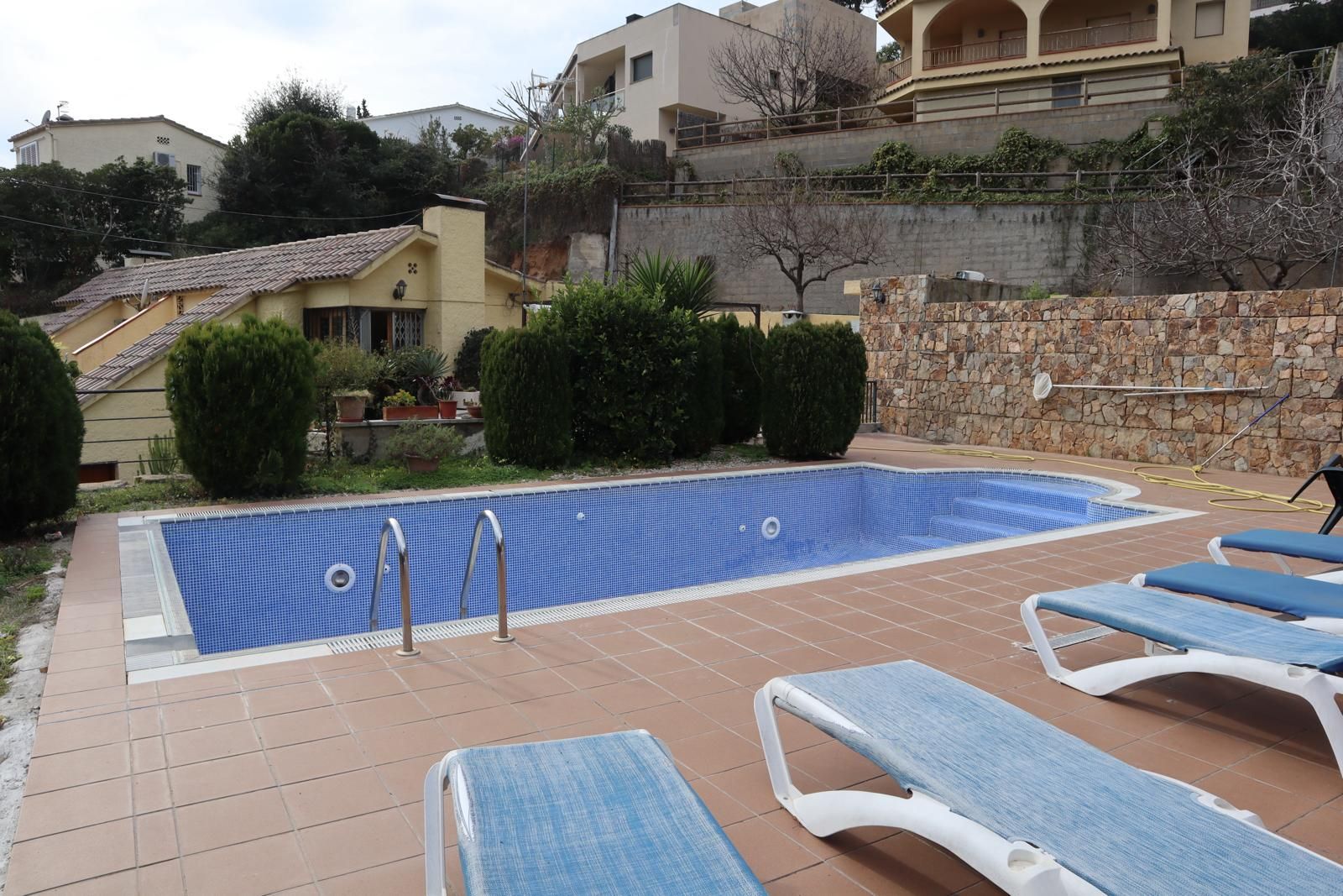 Piscina de Casa adosada en venda en Tossa de Mar amb Aire condicionat, Jardí privat i Terrassa