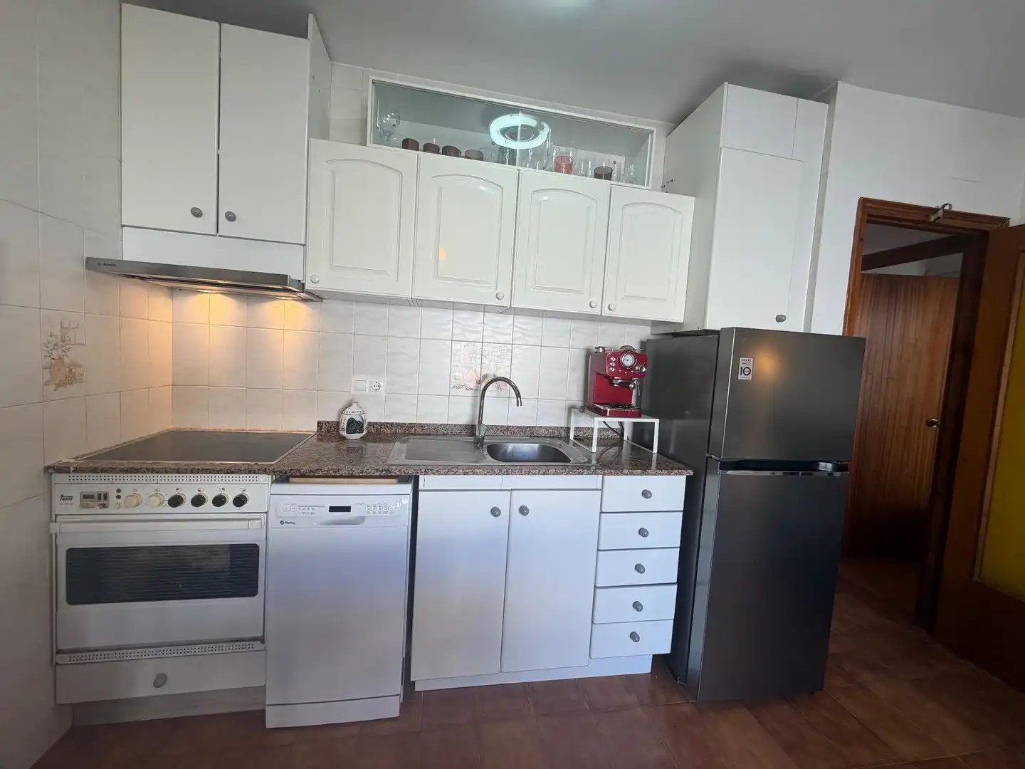 Cocina de Piso en venta en Palamós con Terraza y Balcón