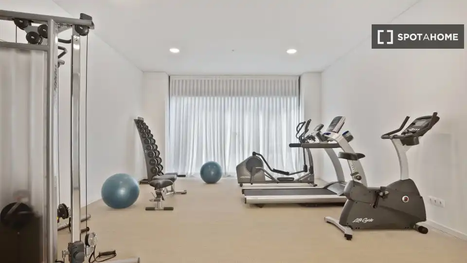 Flat for rent in Barcelona  with Air Conditioner, Heating and Furnished