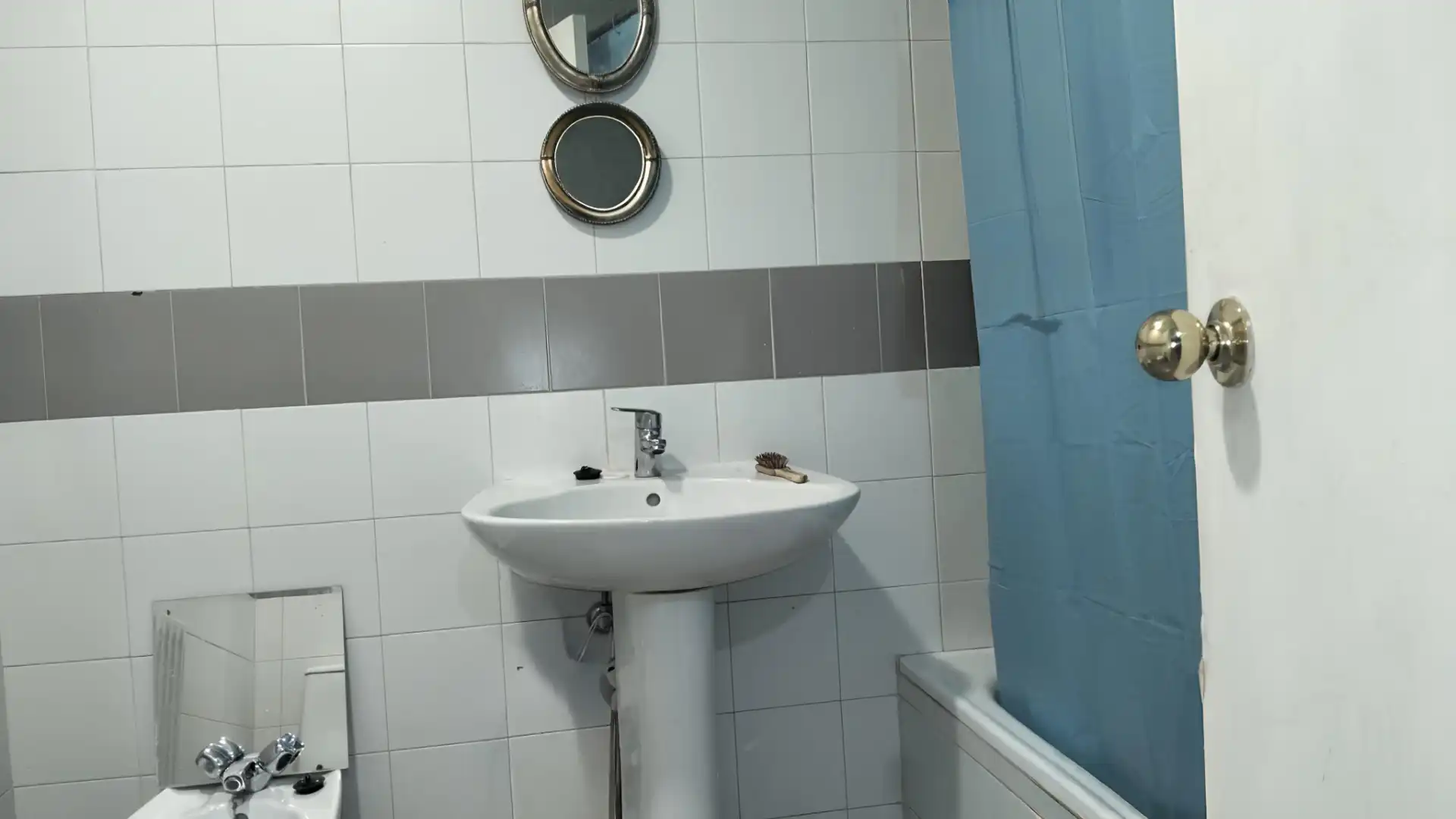 Bathroom of Flat for sale in Madrid  with Heating, Terrace and Furnished