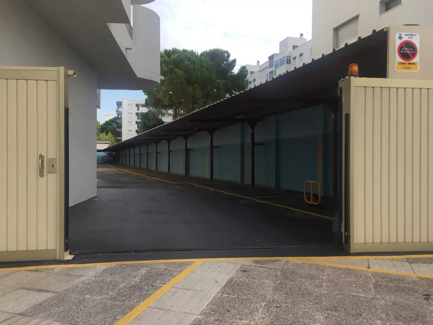 Parkplatz von Garage zur Miete in Salou mit Alarm