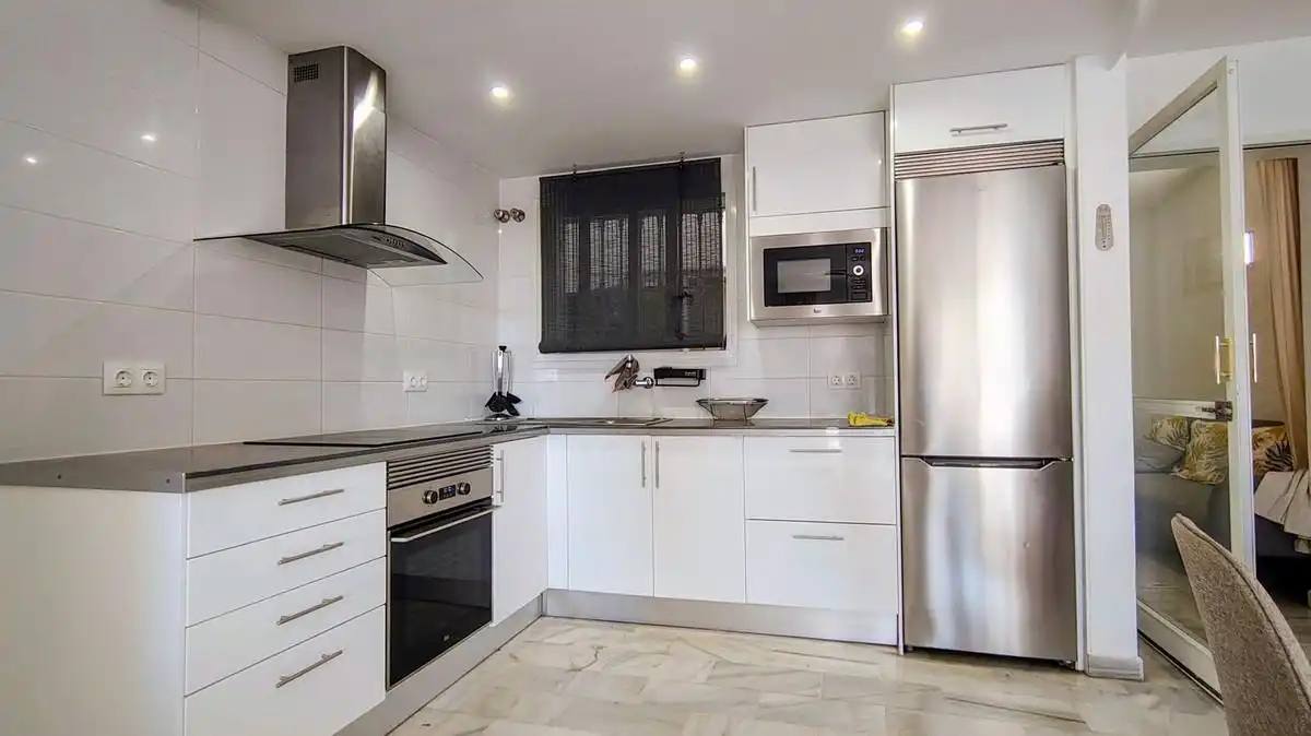 Kitchen of Houses for sale in Elviria - Cabopino