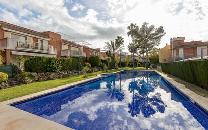 Swimming pool of Planta baja for sale in Llucmajor  with Air Conditioner, Terrace and Balcony