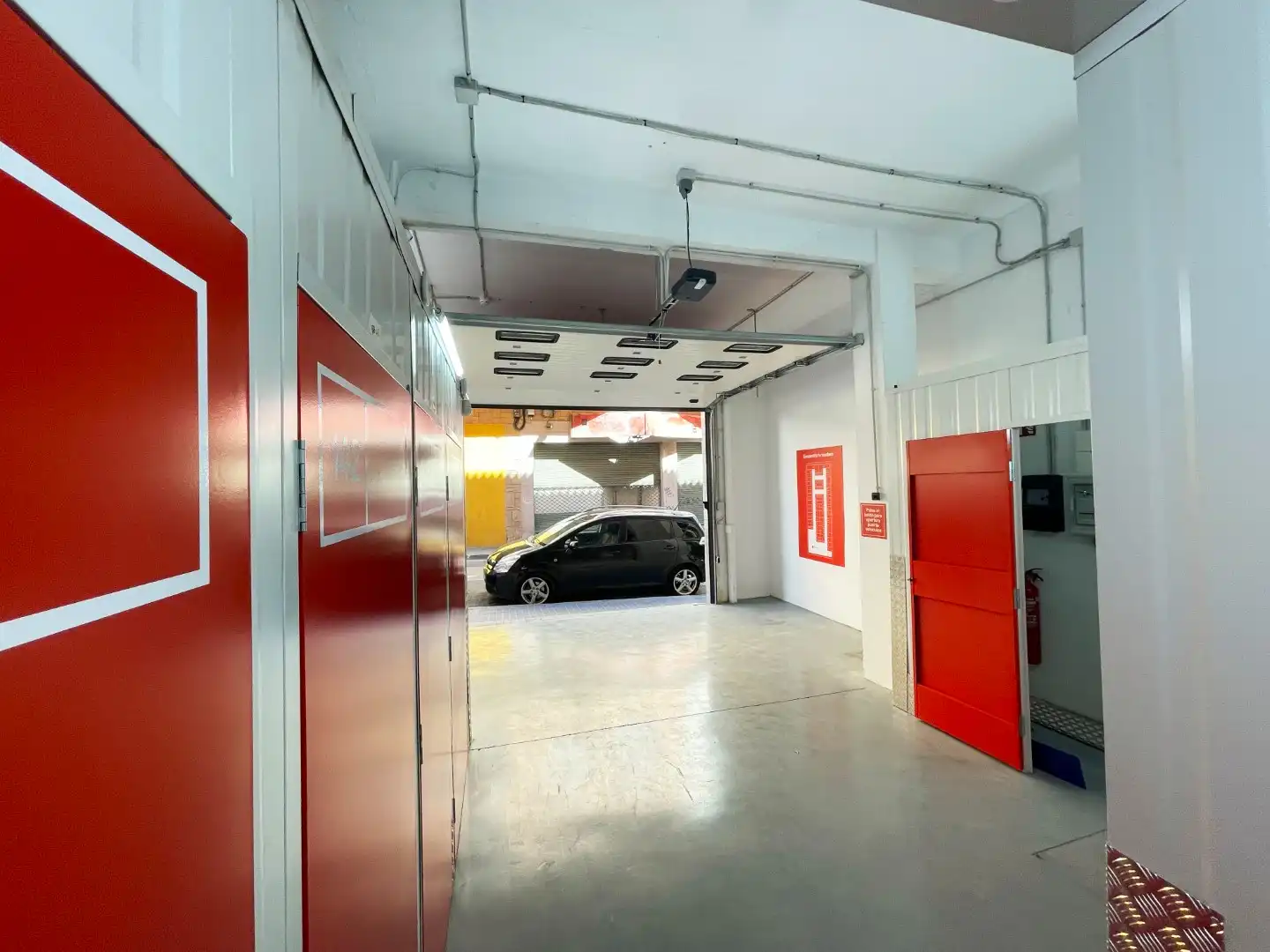 Parking of Storage room for rent in Zaragoza  with Alarm