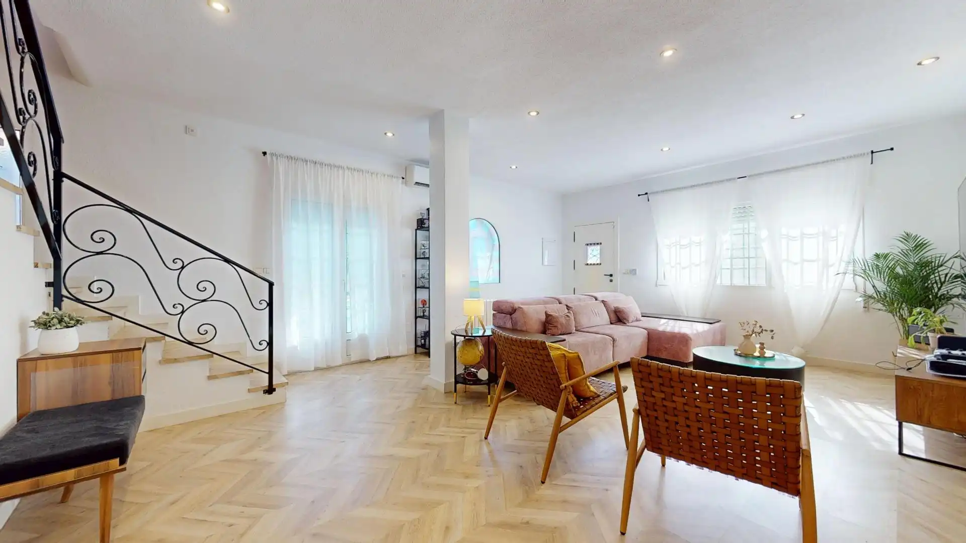Sala d'estar de Casa o xalet en venda en San Pedro del Pinatar amb Aire condicionat, Calefacció i Terrassa