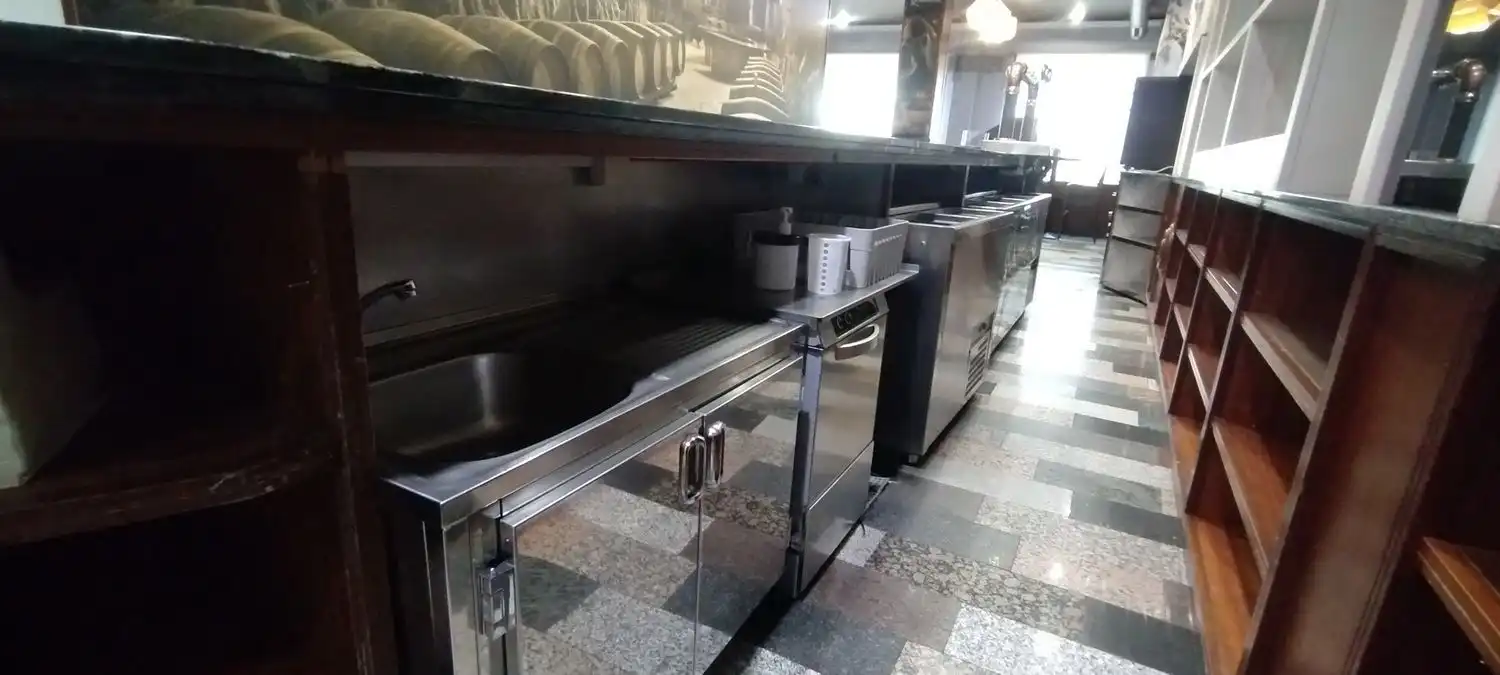 Local comercial en venta en Calle Torrente Ballester, imagen 13