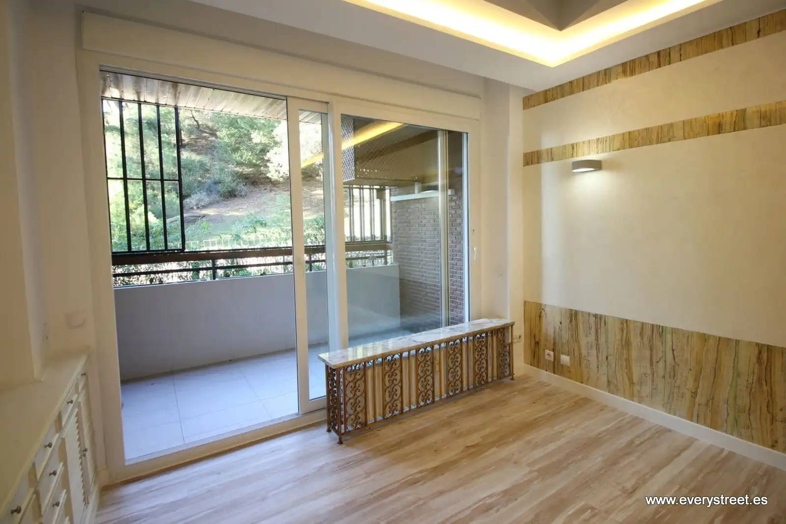 Balcony of Flat for rent in Madrid  with Air Conditioner, Heating and Terrace