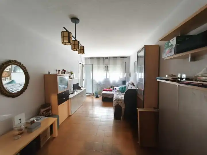 Sala d'estar de Pis en venda en Granollers amb Calefacció, Forn i Balcó