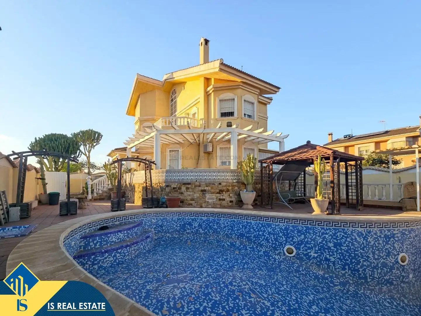 Xalet amb jardí en venda a Nueva Torrevieja - Aguas Nuevas, imagen 2
