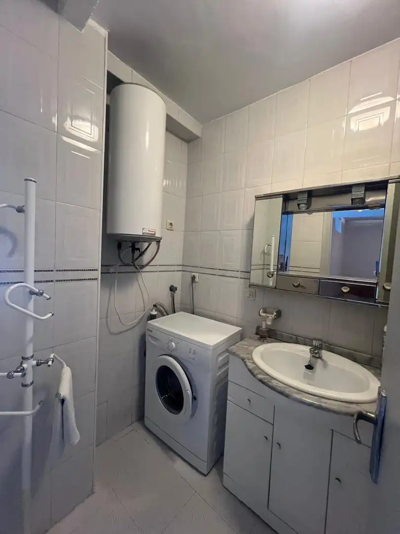 Baño de Apartamento en venta en Benidorm con Terraza y Amueblado