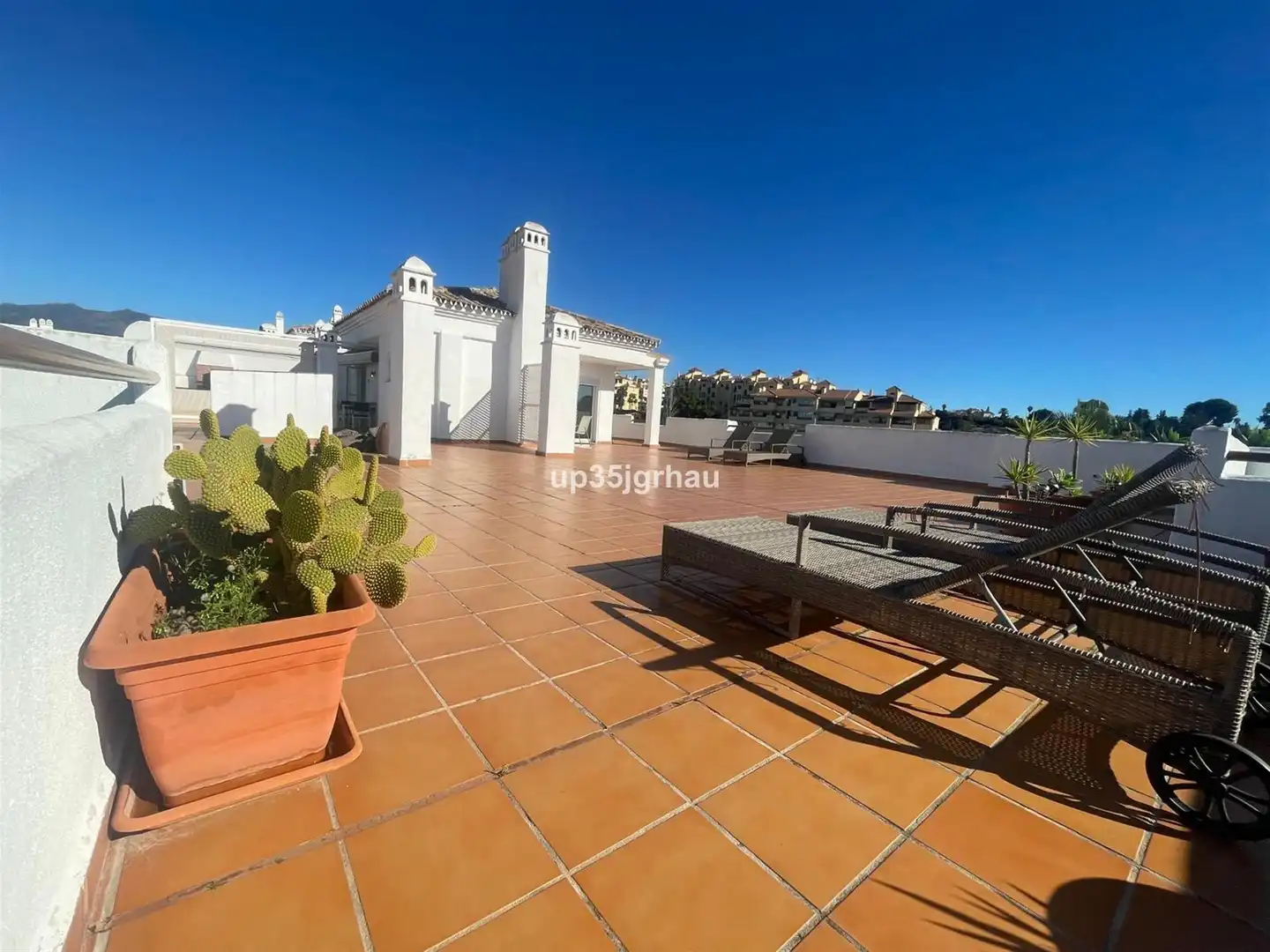 Piso con terraza en venta en Calle los Prunos 12, imagen 2