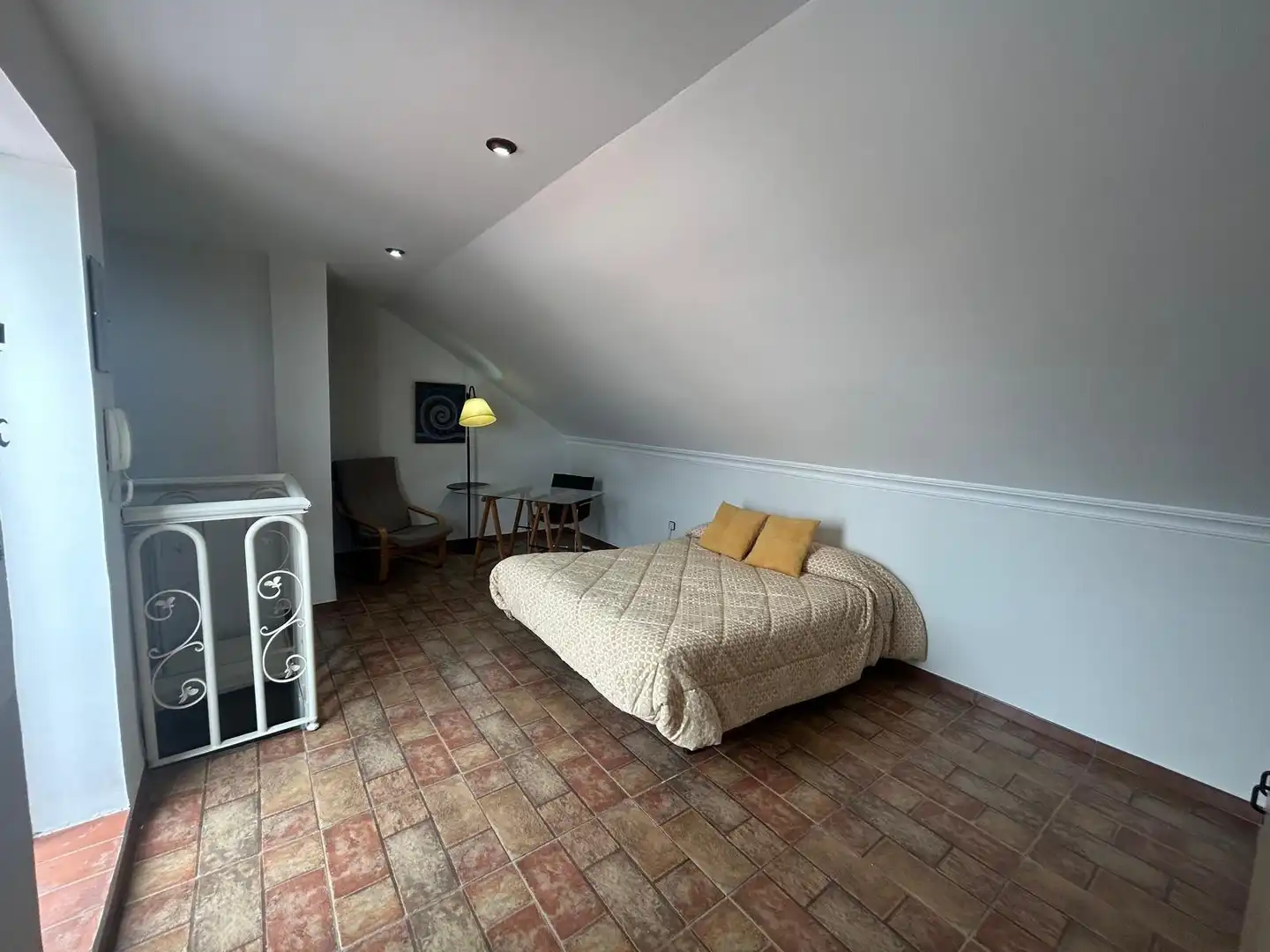 Habitación de Ático en venta en Utrera