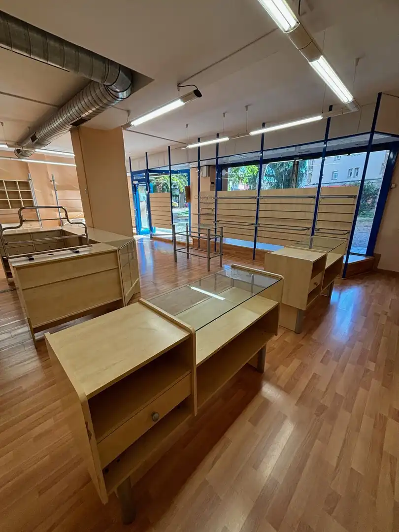 Business premises for sale in Sant Vicenç Dels Horts, imagen 26