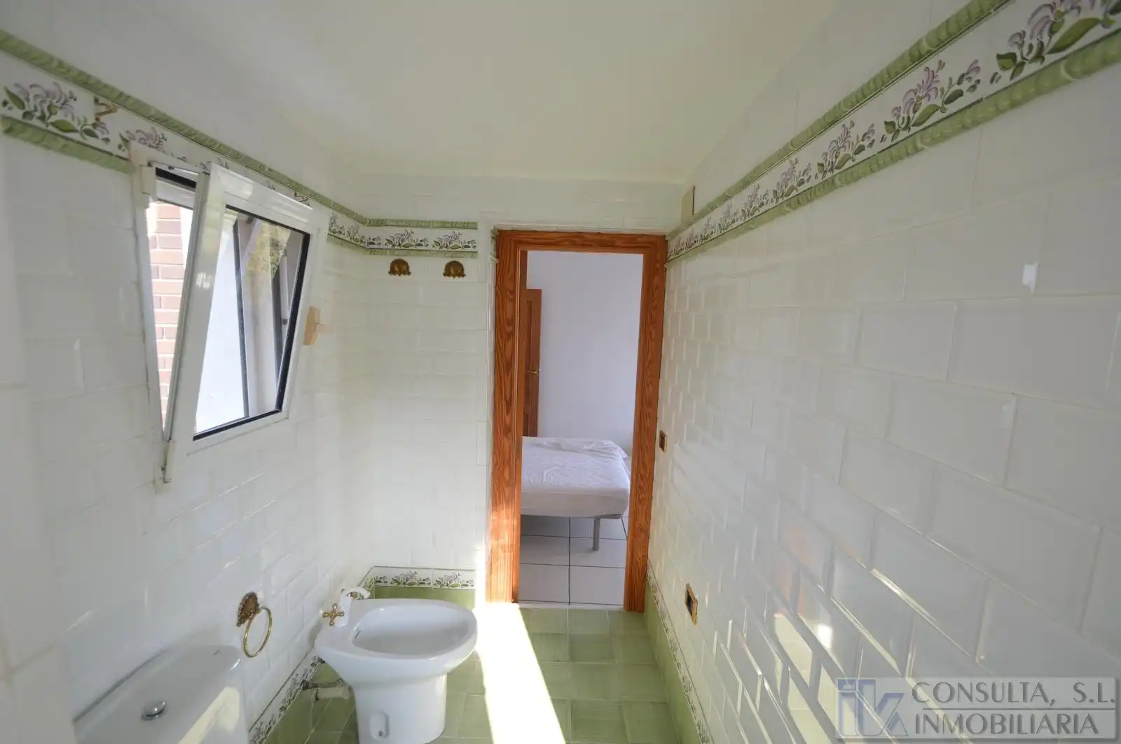 Bany de Casa o xalet en venda en Vinaròs amb Jardí privat, Terrassa i Piscina