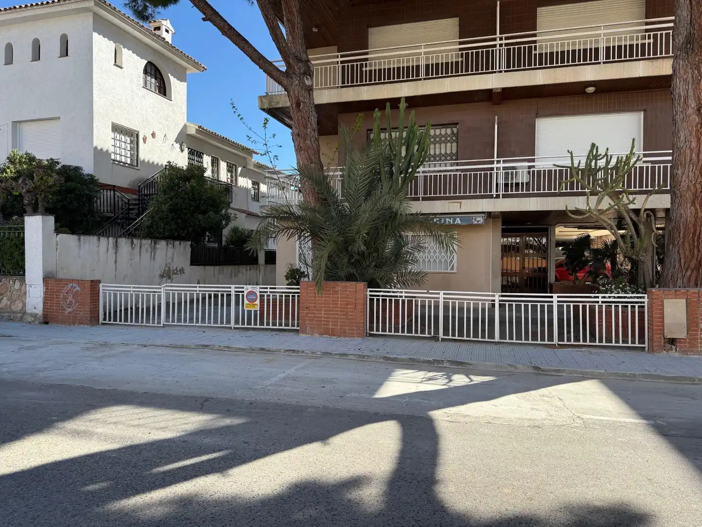 Außenansicht von Erdgeschoss zum Verkauf in El Vendrell