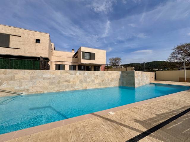 Casa adosada en Venta en Carrer de la Pagesia, 68 en Vallveric