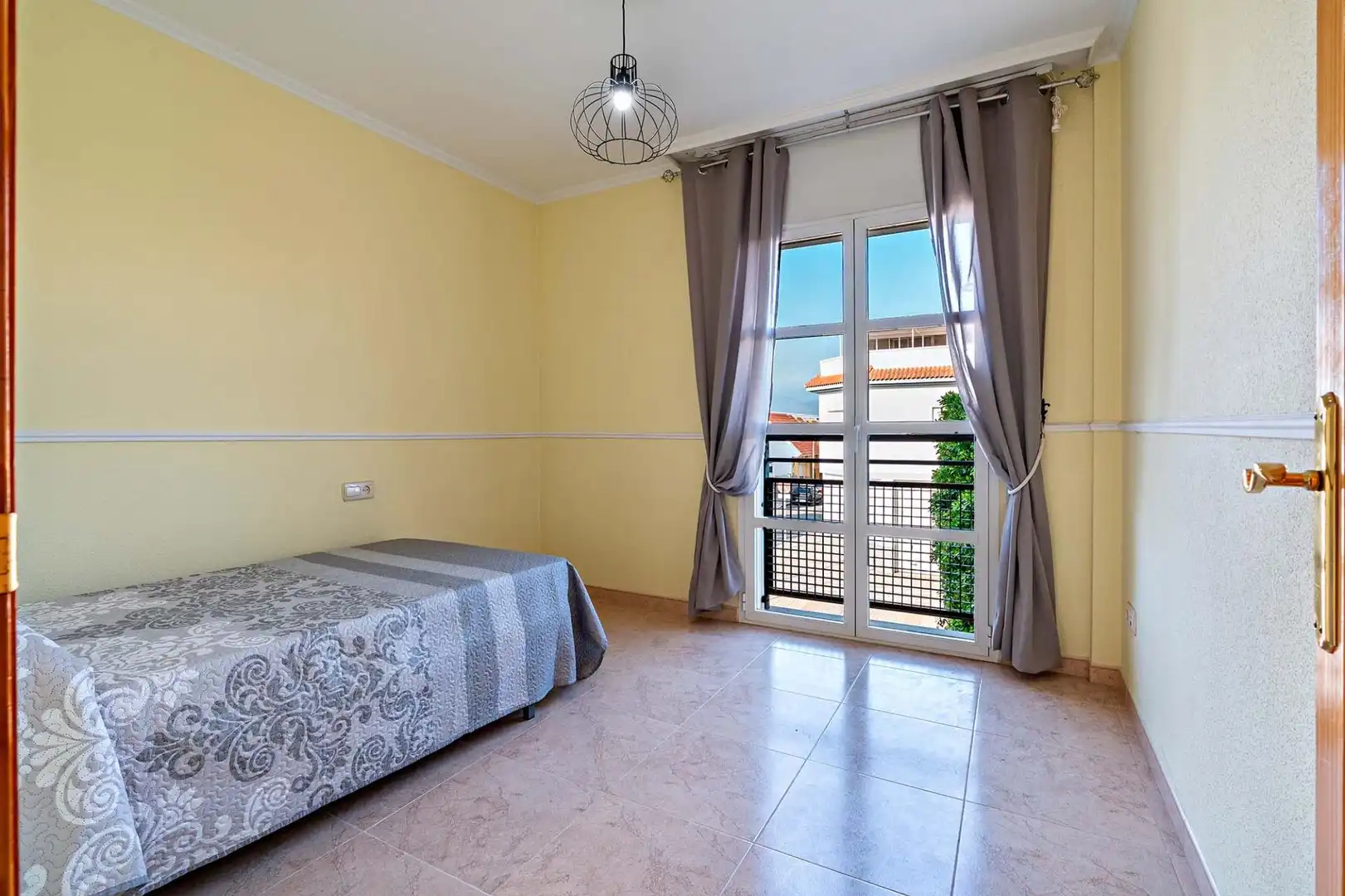 Habitación de Piso en venta en El Ejido con Amueblado