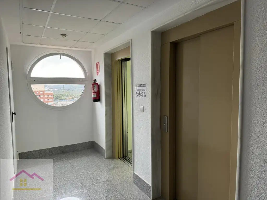 Planta baja en venta en Avenida Central, 34, Playa Coral -Torremar