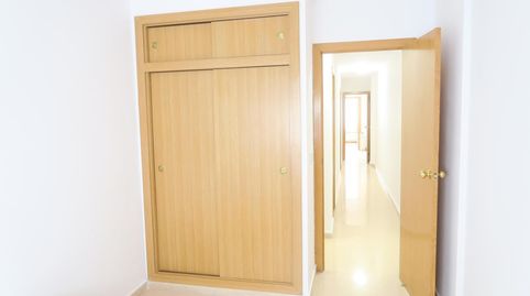 Photo 3 of Flat for rent in Mercado, Alicante / Alacant