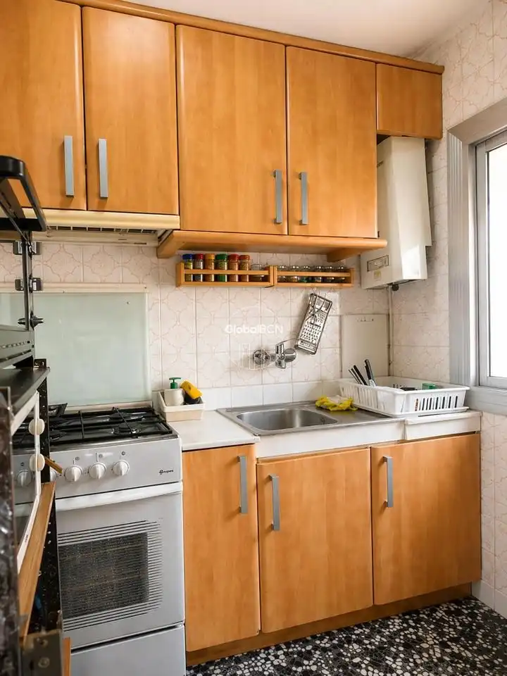 Kitchen of Flat for sale in Barcelona  with Air Conditioner