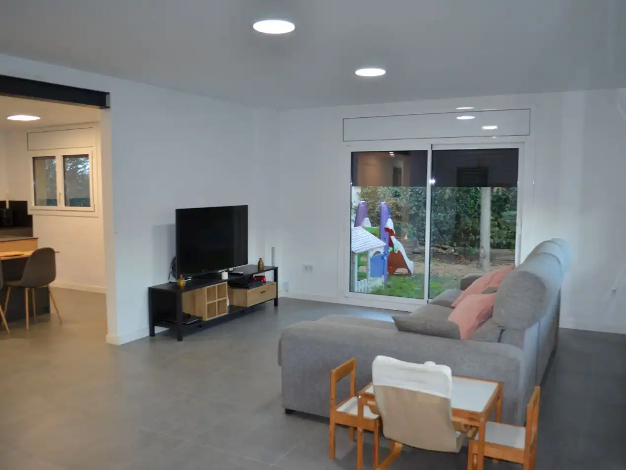 House with garden for sale in Carrer Enric Morera 21, imagen 7