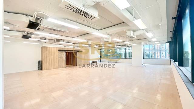 Oficina en Alquiler en Carrer de la Llacuna en Provençals del Poblenou