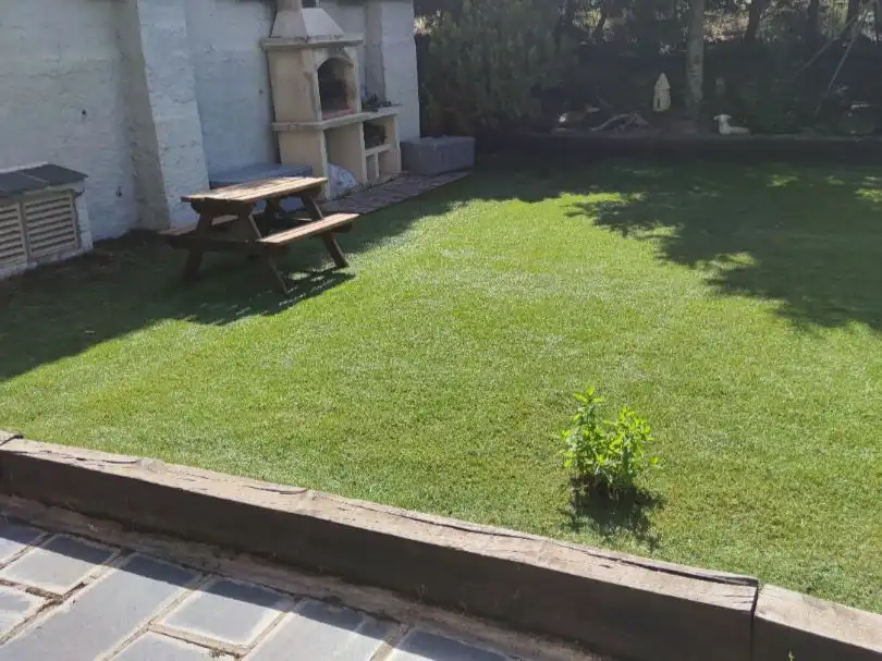 Casa bifamiliare con giardino in vendita a Camí de Nuria 3, imagen 2